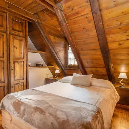 Casa Aranesa En Centro De Alpehytte Arties